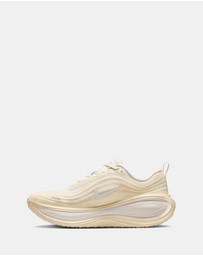 Nike - Vomero Plus - Women's