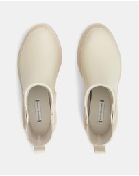 Tommy Hilfiger - Kassandra Rubber Flag Cleated Rainboots - Women's