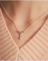 Karen Walker - Pearl Bow Necklace 45cm