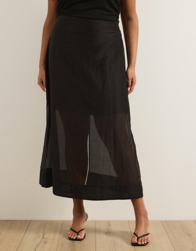 Atmos&Here Curvy - Lola Organza Sheer Maxi Skirt