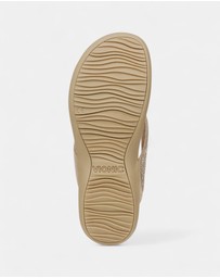 Vionic - Dillon Shine Toe Post Sandal - Champagne