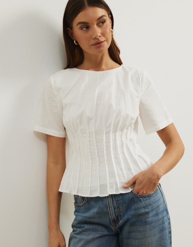 Atmos&Here - Maya Pin Tuck Top