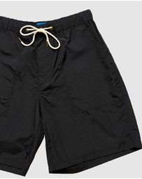 Larriet - Scale Shorts