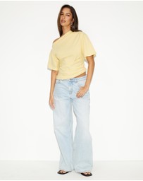 Dazie - Hazel Ruched Jersey Short Sleeve Top