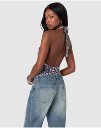 EDIKTED - Alana Leopard Print Halter Bodysuit