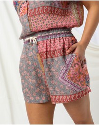 KACHEL - Jasmine Short