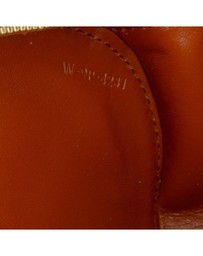 Pre-Loved by Azura Reborn - Pre-Loved Small Calfskin Cuir Triomphe Oval Crossbody