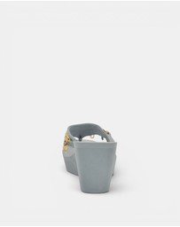 GUESS - Sutton Wedge Sandals