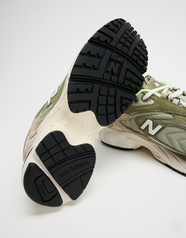 New Balance - 725v1 - Men's