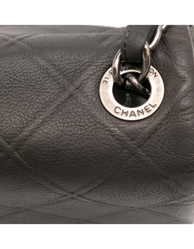 Pre-Loved by Azura Reborn - Pre-Loved Diamond Embossed Calfskin New Chic Flap