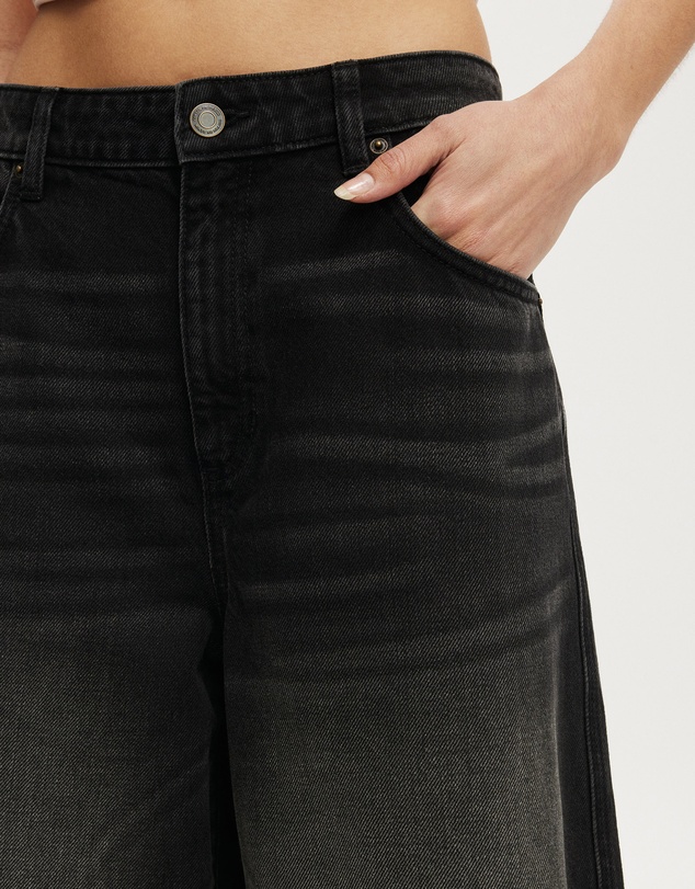 Cotton On - 91 Baggy Denim Jort