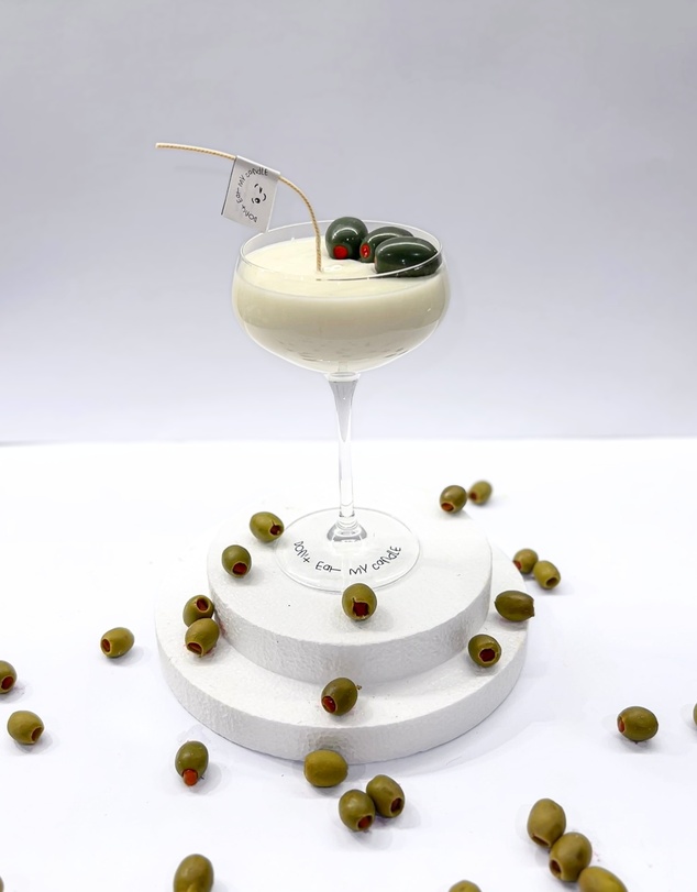 Don't Eat My Candle - Dirty Martini Cocktail Candle - Triple Pour (310g)