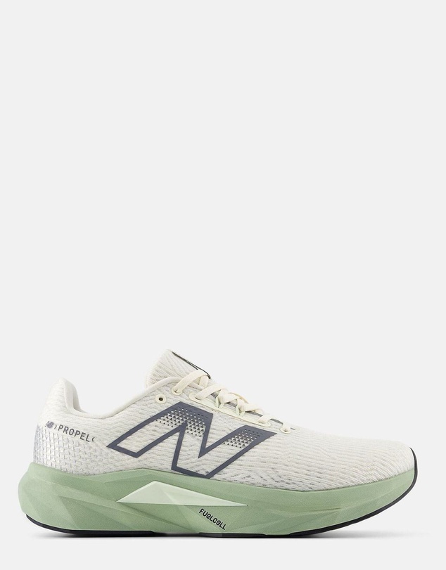 New Balance - FuelCell Propel v5 - Men's