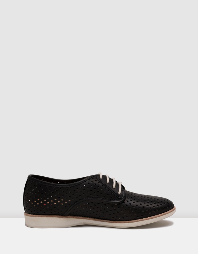 Rollie - Derby Punch Shoe
