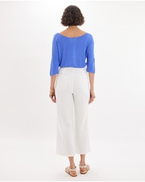 Amelius - Ottavia Three Quarter Batwing Tee