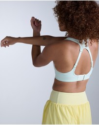 2XU - Aero Mesh Medium Impact Bra