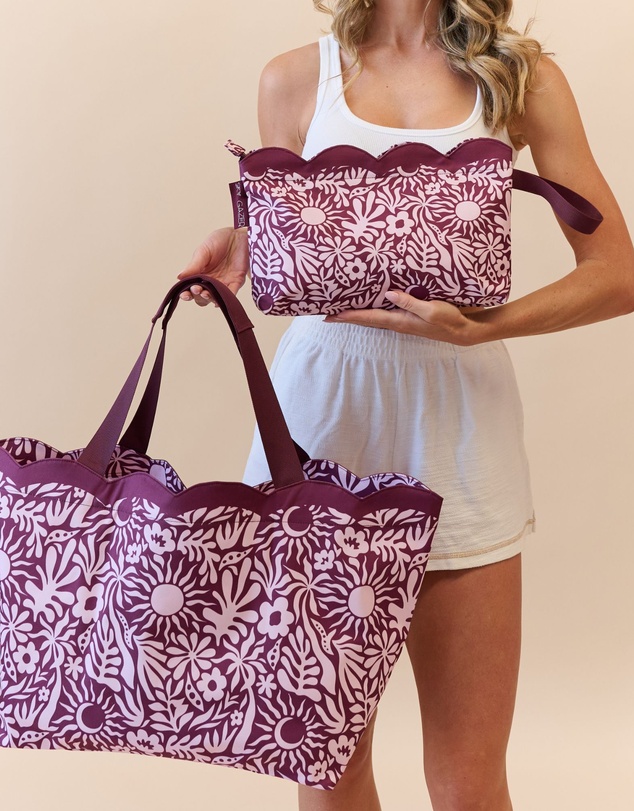 Sky Gazer - Scalloped Edge Beach Bag- Berry Sunrise