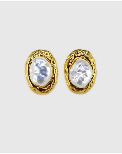 Izoa - Giselle Pearl Stud Earrings