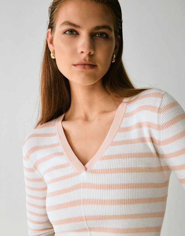 IDA+S - Claremont V-Neck Wool Knit
