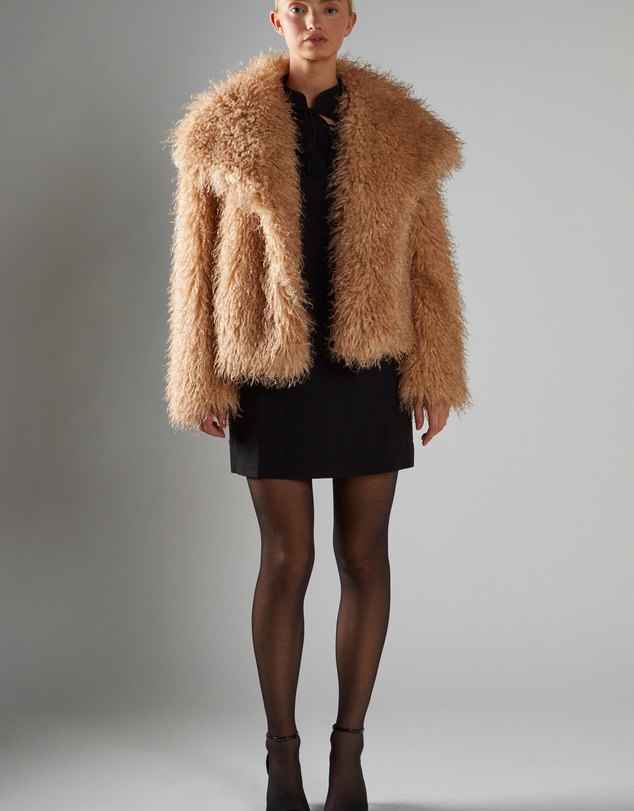 Glamorous - Oversized-Collar Faux- Fur Coat