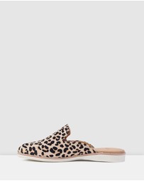 Rollie - Derby Mule