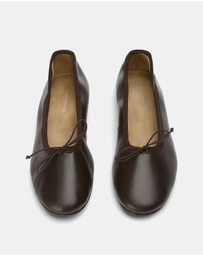 Tony Bianco - Chelsea Flats
