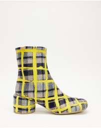 Camper - Niki Ankle Boots - Women's