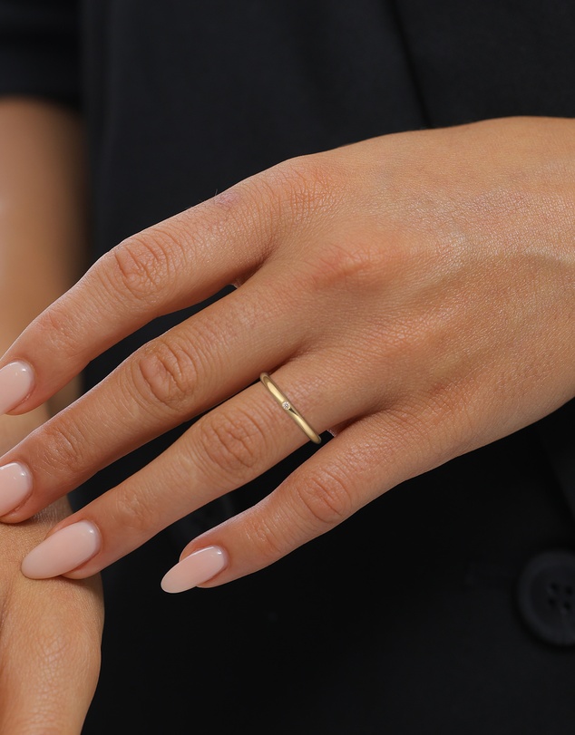 Elli Jewelry - Crystal Slim Band Ring in Gold-Plated 925 Silver