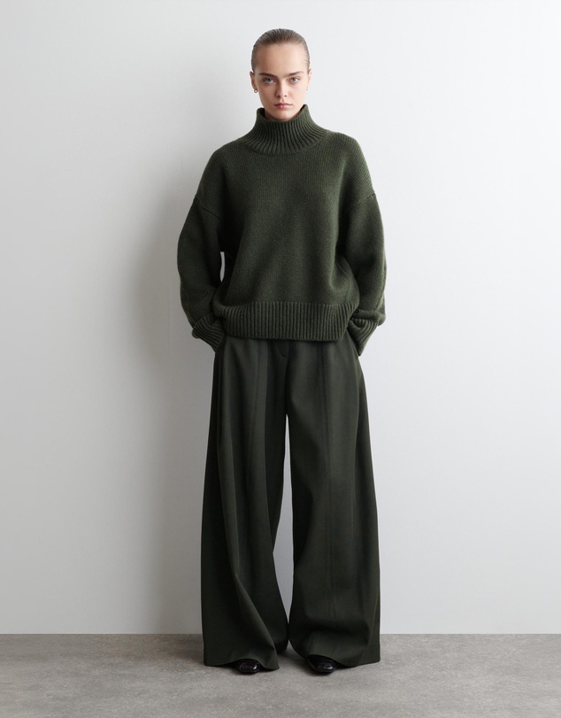 COS - Chunky Funnel-Neck Wool Jumper