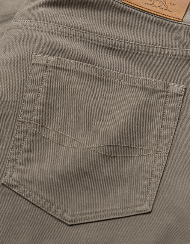 Rodd & Gunn - Motion 2 Straight Jean Regular Leg