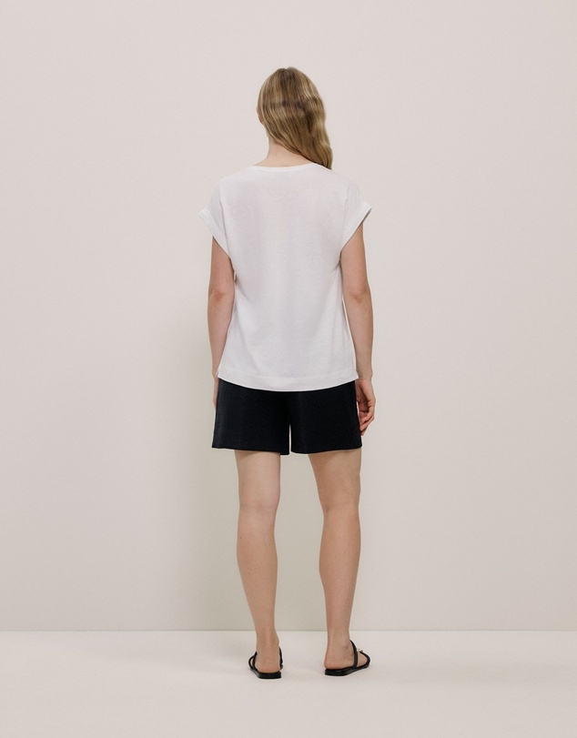 Trenery - Linen Cotton V Neck T-shirt in White