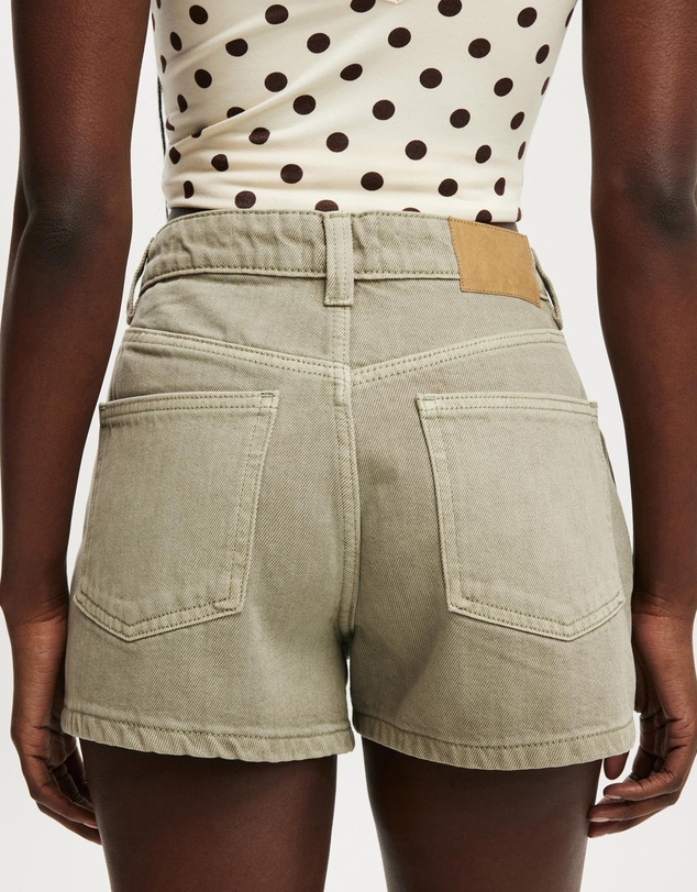 Cotton On - Original Cut Off Denim Shorts