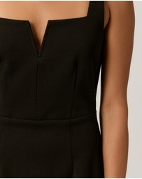 Tussah - Monique Crepe Square Neck Midi Dress