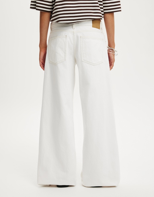 Cotton On - Low Rise Wide Jean