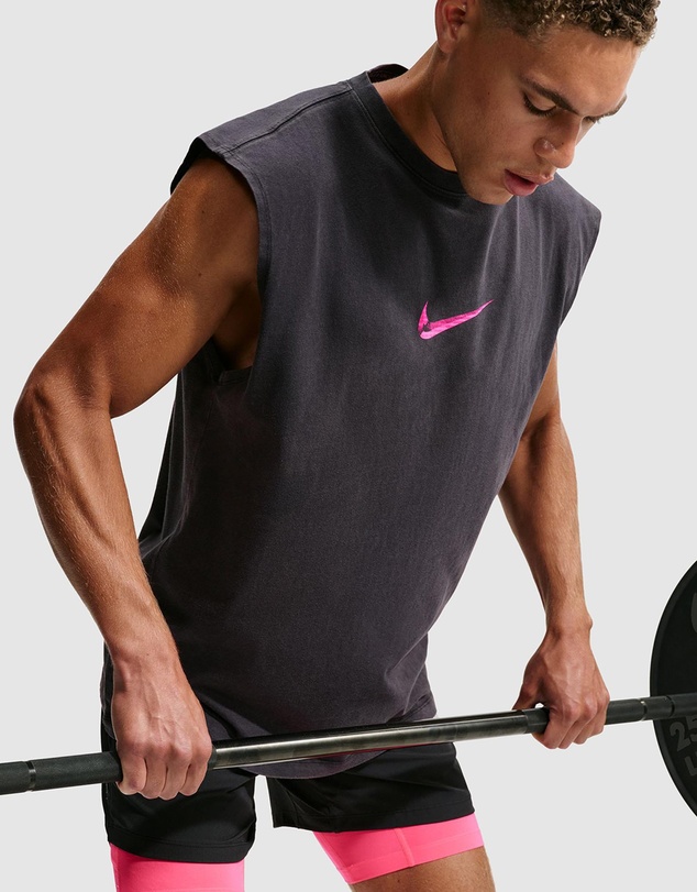 Nike - Nike Sleeveless T-Shirt