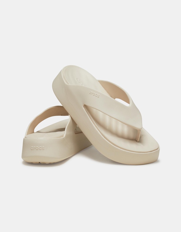 Crocs - Getaway Platform Flip - Women's