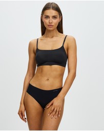 Calvin Klein - Invisibles Comfort Lightly Lined Retro Bralette