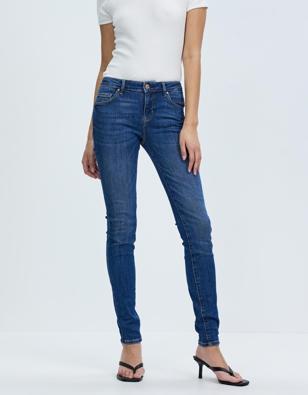 GUESS - Annette Mid Rise Skinny Jeans