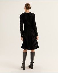 Review - Caspian Knit Dress