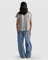 Decjuba - Annmaree Satin Tee