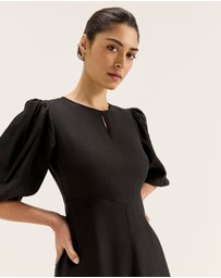 Review - Raphaela Dress
