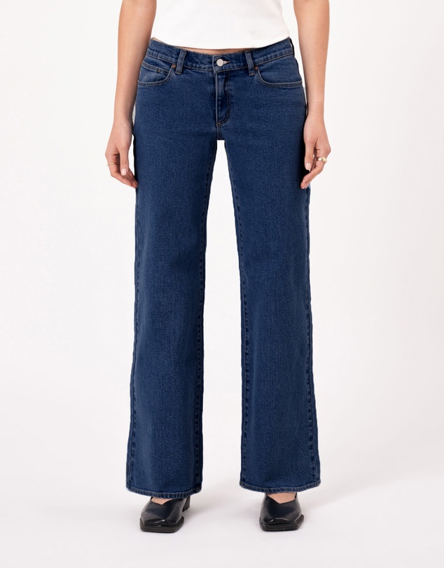 Abrand - 99 Low & Wide Petite
