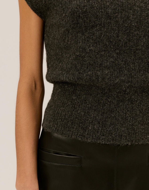 Tussah - Emmy Sleeveless Vest
