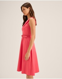 Review - Oasis Dress
