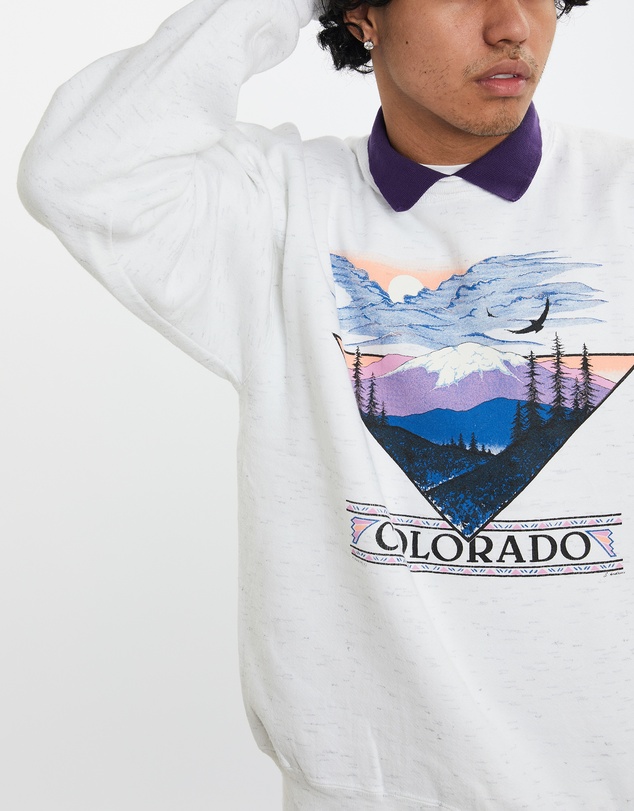 Vintage by The Real Deal - Pre Loved - 90s Colorado Wildlife Collared Sweatshirt