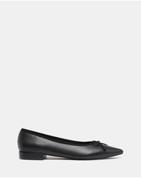 Therapy - Yazmina Pointed Flats