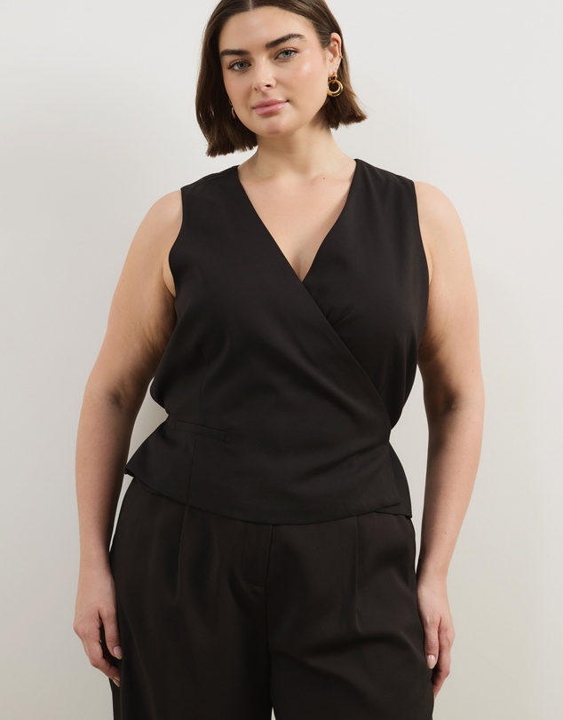 Atmos&Here Curvy - Freida Wrap Vest Top
