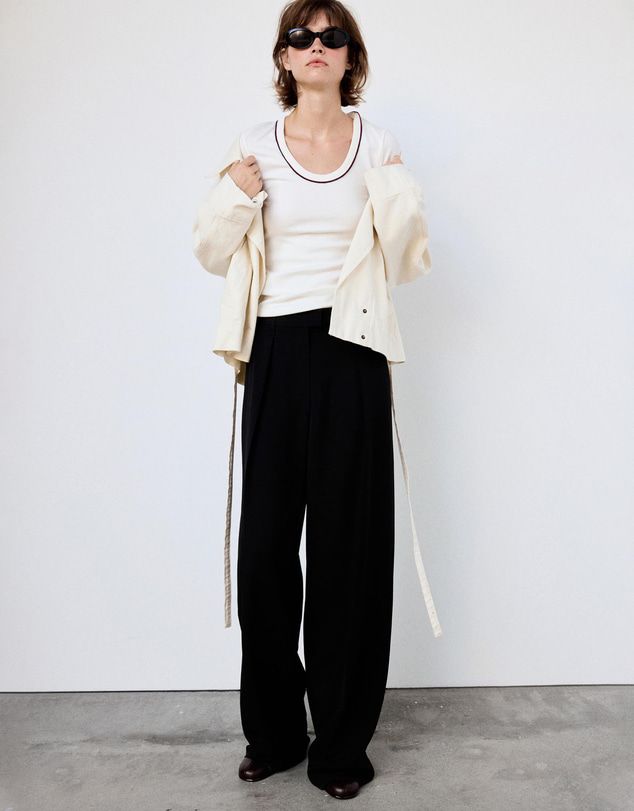M.N.G - Ribbed T-Shirt with Piping