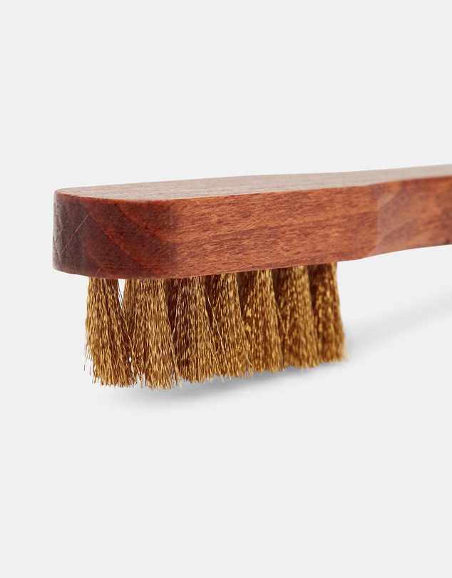 R.M.Williams - Suede Brass Bristle Brush