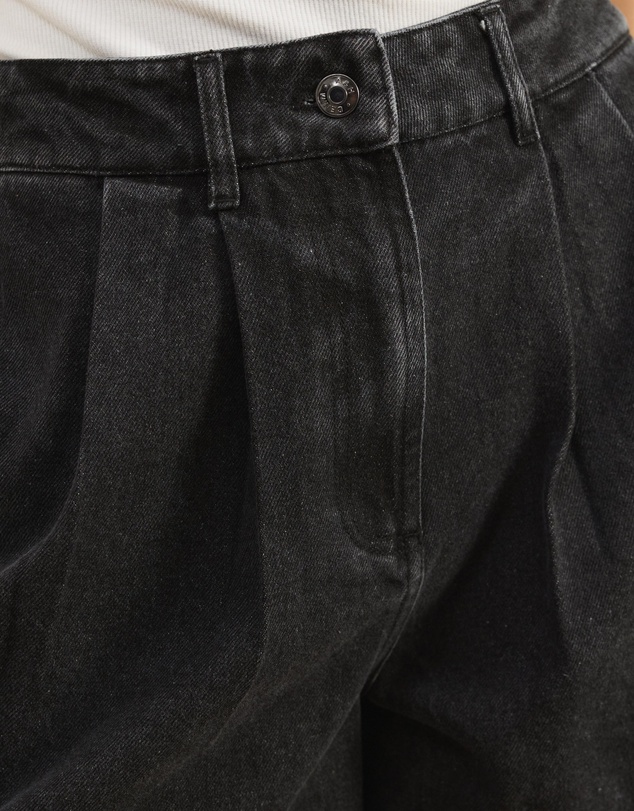 Atmos&Here - Devon Pleated Denim Shorts